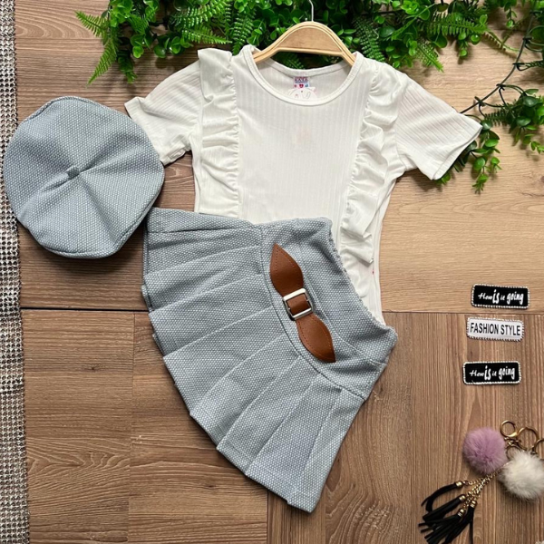 Conjunto Roma, tres piezas con boina