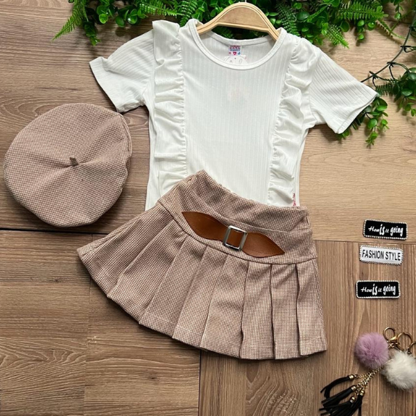 Conjunto Roma, tres piezas con boina