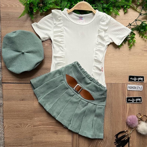 Conjunto Roma, tres piezas con boina